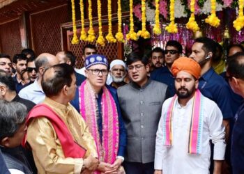 CM visits Mata Kheer Bhawani Temple, reviews arrangements for Annual Mela