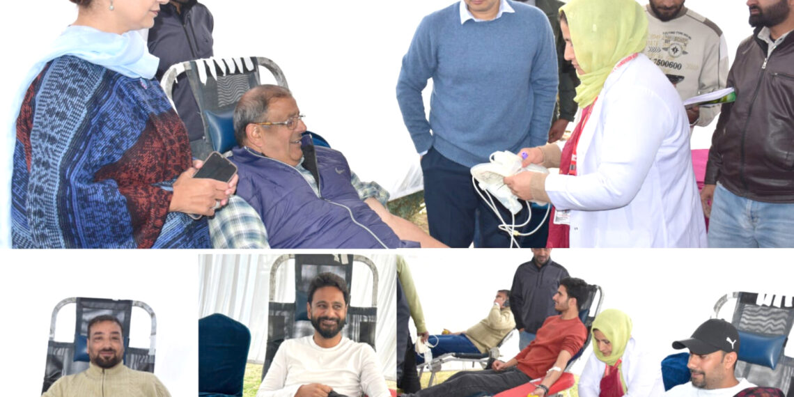 Commissioner SMC inaugurates Blood Donation Camp