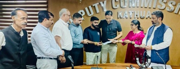 Co-operative Marketing Society Kathua organises dividend distribution programme for PACS members