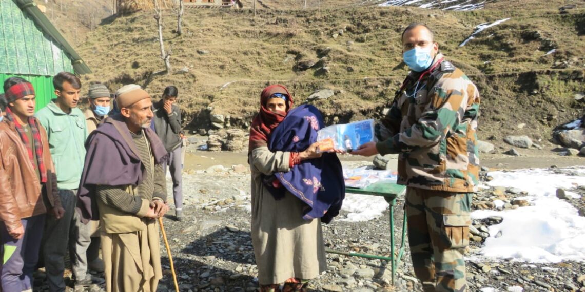 Army organises COVID-19 Kits and Medicine distribution camp at Somwalic & Chautali
