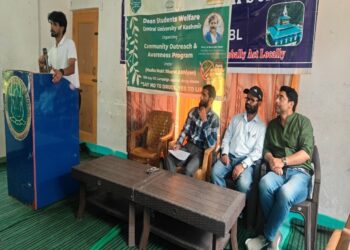 CUKashmir’s Law deptt holds legal awareness prog
