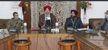 Chairman National Commission for Minorities reviews implementation of PMs Minority Welfare scheme in Srinagar