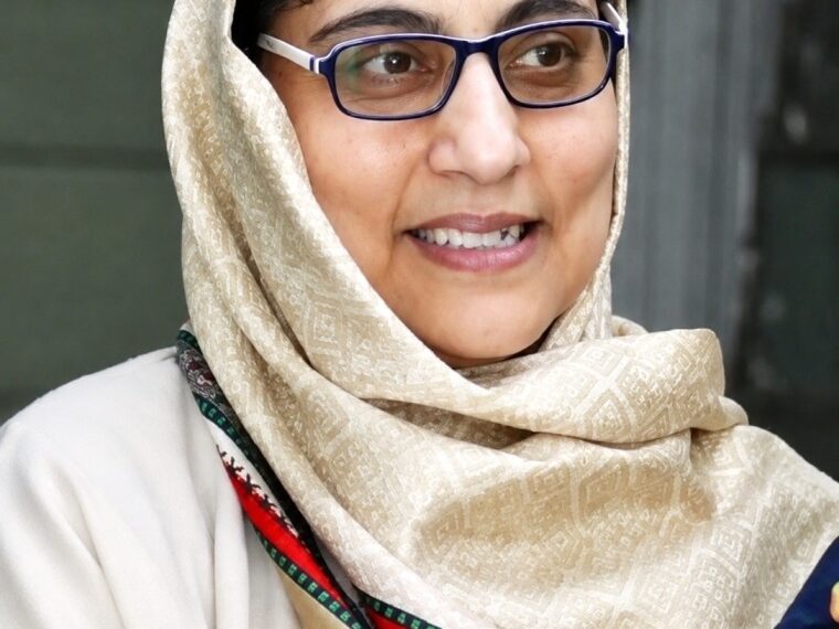Prof. Syeda Afshana Takes Charge as Incharge Director, EMMRC, University of Kashmir
