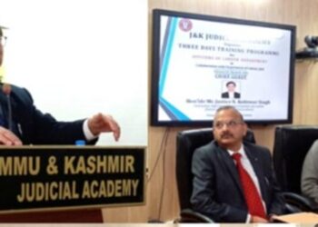 CJ inaugurates customized training for officers of Labour Deptt