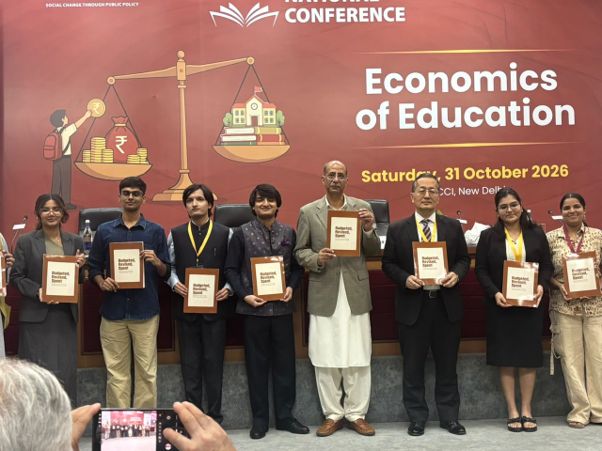 CM’s Advisor calls for greater public-private partnership to strengthen education ecosystem in J&K