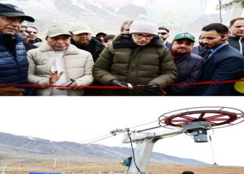 CM Omar unveils curtain raiser of 17th Adventure Tourism Convention at Gulmarg