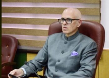 Implement Transparent Curtailment, Minimizing Distress Cuts In Power Supply: CM Omar Tells PDD Official