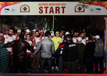 Chief Minister Omar Abdullah flags off 2nd Edition of Kashmir Marathon