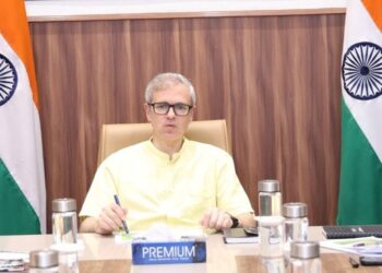 CM Omar Directs Culturally-Rooted Modernization of JK Houses Nationwide