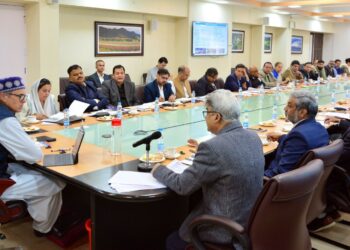 CM Omar reviews devlopment activities in deptts