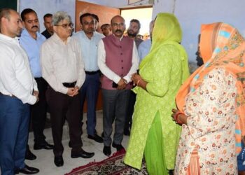 CS takes stock of relief efforts in Jammu’s border areas post shelling
