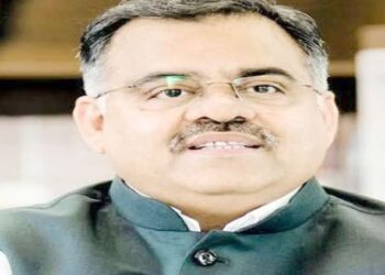 Abdullahs, Muftis exploited J&K people for decades under garb of Article 370: Chugh