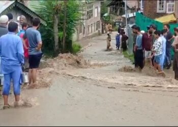 Cloudburst triggers flood-like situation in Pulwama village, rains lash J&K parts