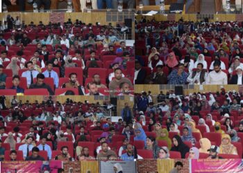 Comm Secretary I&C visits Pulwama, attends mega event under NMBA