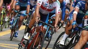 Cyclothon against drug abuse held at Safapora, DC G’bal felicitates cyclists