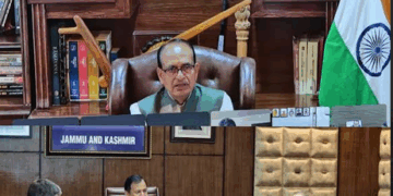 Javid Dar attends review meeting on nationwide ‘Khet Bachao Abhiyan’