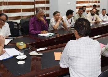 DC reviews implementation of credit-linked schemes for agriculture, allied sectors in Udhampur