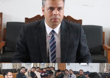 DC Anantnag reviews availability of Fuel, LPG in district