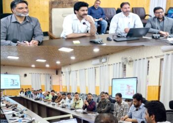 DC Bla chairs Meeting on Census Preparations