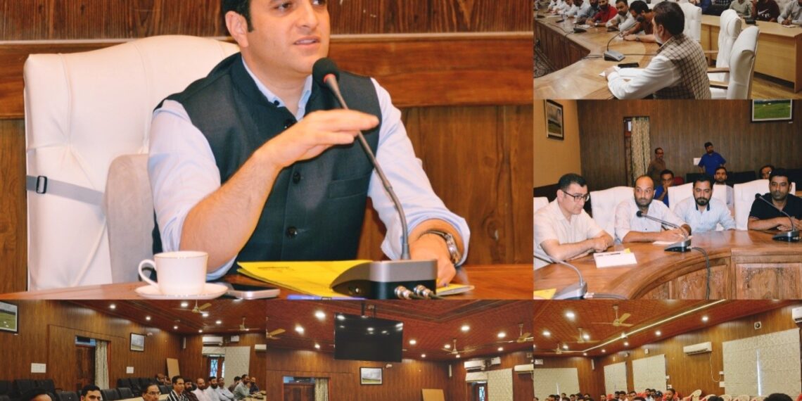 DC Budgam reviews implementation of Classes of Joy- Teaching at Right Level