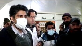 DC B’gam visits Aspirational Block Pakherpora, Takes stock of facilities at CHC, Shrine & Mono Water Reservoir; Inspects HSS