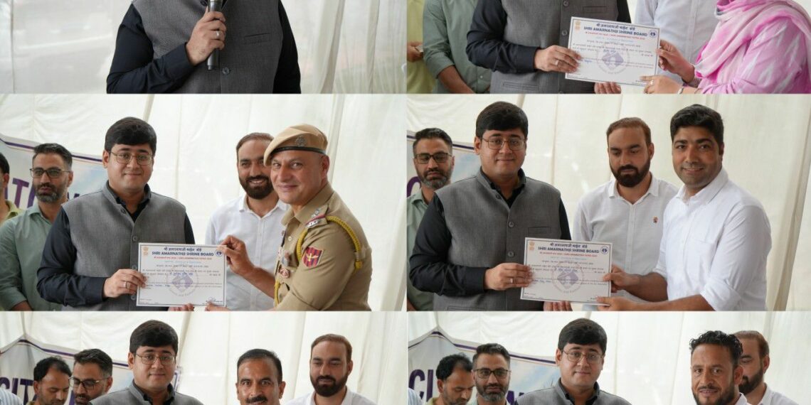 DC Ganderbal Felicitates Officers, Officials for Successful Conduct of SANJY-2026