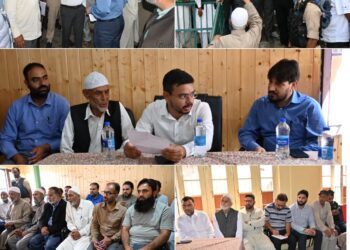 DC Kulgam visits ZiyaratSharief Mir Syed Hussain Simnani (RA)