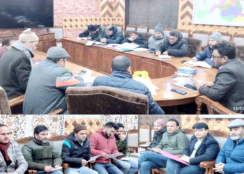 DC Kupwara reviews progress of JJM schemes, implementation of SASCI Scheme