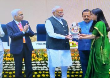 DC Kupwara, Ayushi Sudan conferred with PM’s Award for Excellence in Public Admin