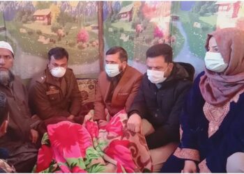 DC Kupwara visits Sirajpora residence of Mushtaq Ahmad Mir killed in Punjab
