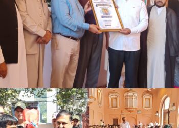 DC Poonch attends felicitation ceremony honouring NEET & Academic Achievers