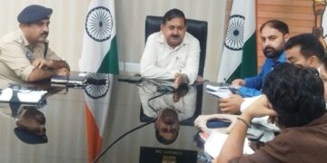 DC Poonch reviews Aadhaar saturation, biometric update and new enrolment status