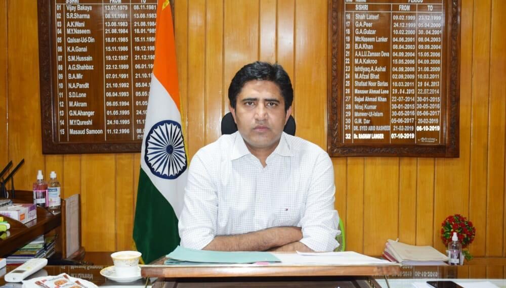 Gram Swaraj Abhiyan adding value to life in rural areas: DC Pulwama