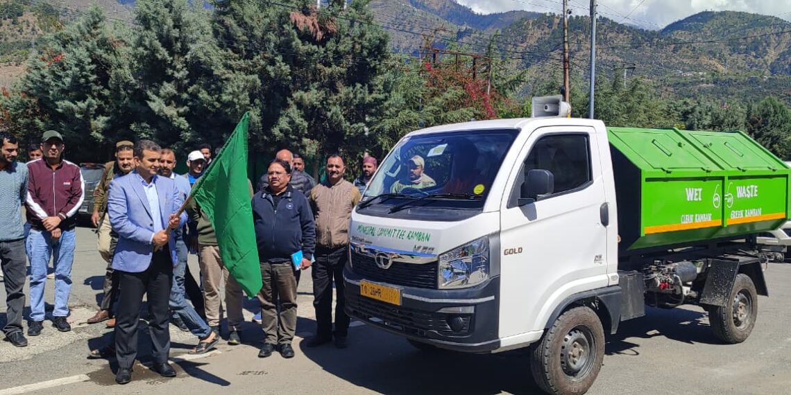 MC Ramban gets pick up van under CSR initiative