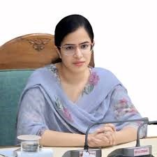 Amarnath Yatra 2026: DC Samba reviews civic amenities at Lodgement Centres