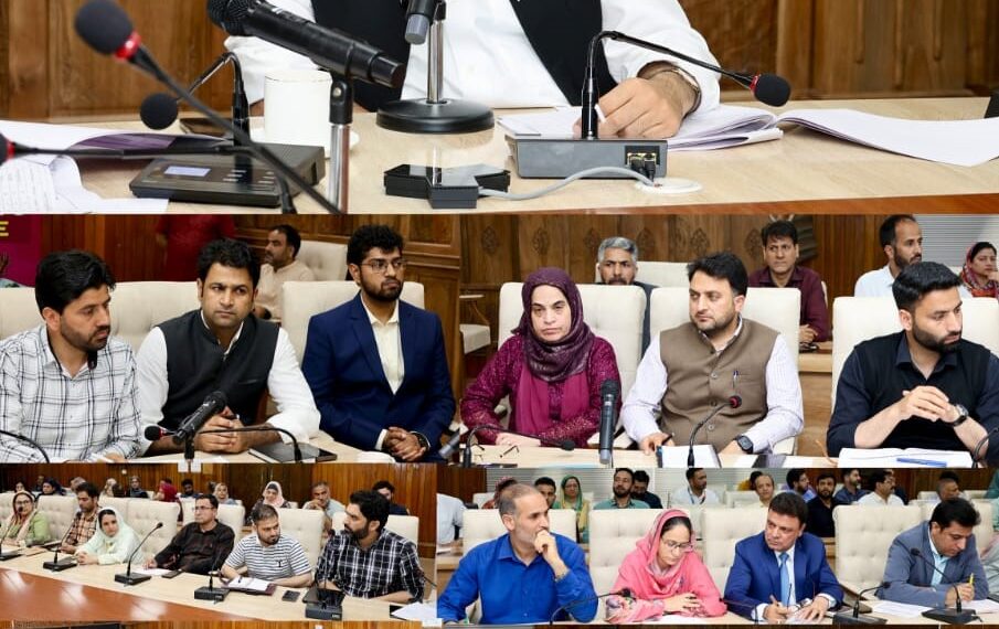 DC Srinagar assesses implementation of Mission YUVA scheme in district