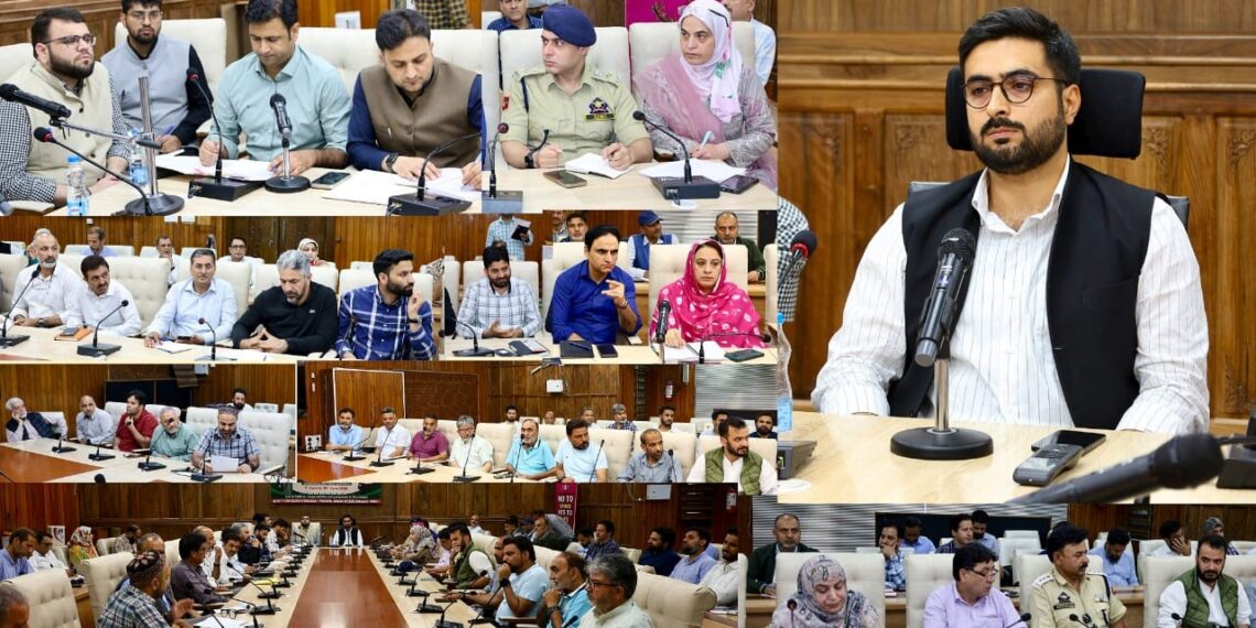 DC Srinagar holds consultation with  Shia Associations on Muharram arrangements, peaceful & seamless conduct of Processions