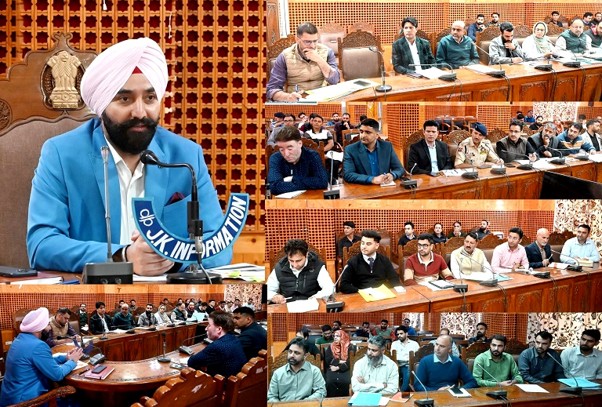 DC Shopian reviews Winter Preparedness at Preparatory Meeting