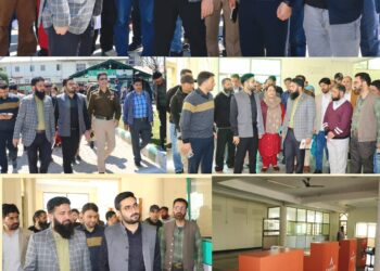 DC Srinagar visits Hajj House Bemina, takes onsite inspection of arrangements for pilgrims