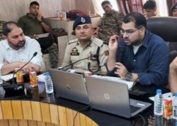 Polls For Ang, Rajouri Seat: DEO Poonch holds meeting to finalise Electoral Preparedness
