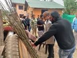 DG Horticulture monitors ongoing plantation drive within the pockets of Dal Lake