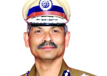 DGP decorates 3 officers with DySP rank