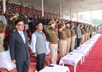 Police Celebrates Rashtriya Ekta Diwas across J&K, DGP administers unity oath at APC Zewan