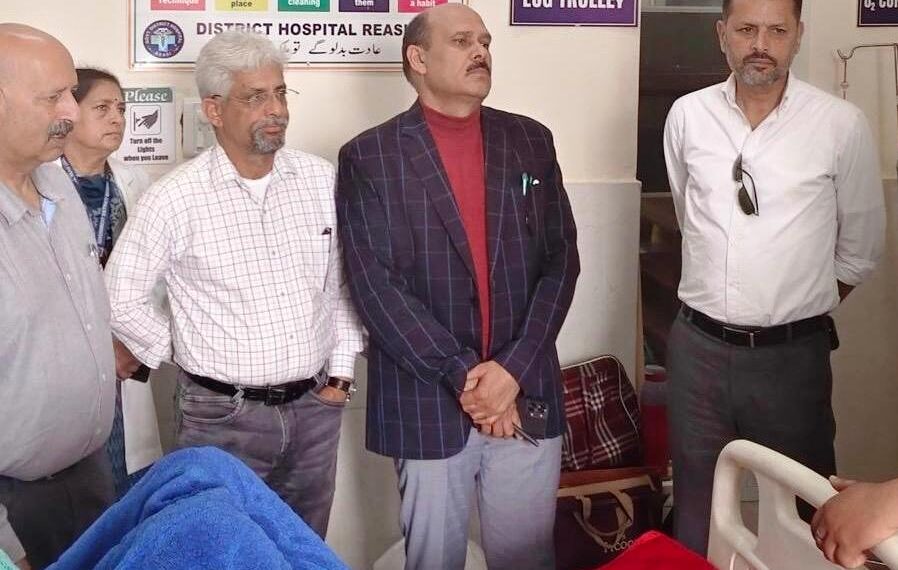 DHSJ inspects Dialysis Centre at District Hospital Reasi