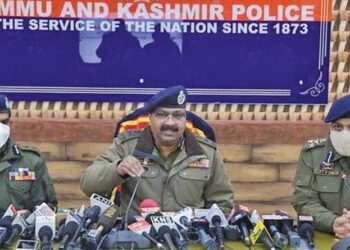 Foreign militant used building owner Altaf as human shield in Hyderpora encounter, was killed in cross-fire: SIT head DIG Sujit Kumar