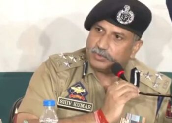 Go full throttle against gangsters, drug traffickers: DIG Sharma to officers