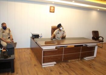 DIG South Kashmir Range visited Shopian; reviews security