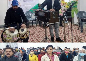 DIPR organises cultural prog at Dewan Badrinath Vidya Mandir Amarvilla to spread Covid awareness