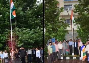 DIPR celebrates 78th I’ Day at Media Complex Srinagar, Jatin Kishore hoists tricolour
