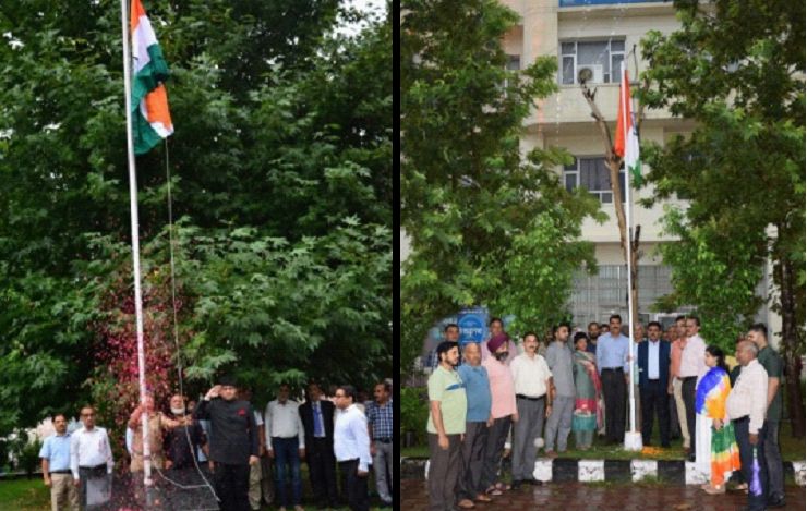 DIPR celebrates 78th I’ Day at Media Complex Srinagar, Jatin Kishore hoists tricolour